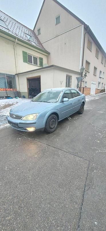 Gebraucht Ford Mondeo 140 PS (102 kW) 2005 Blau Limousine