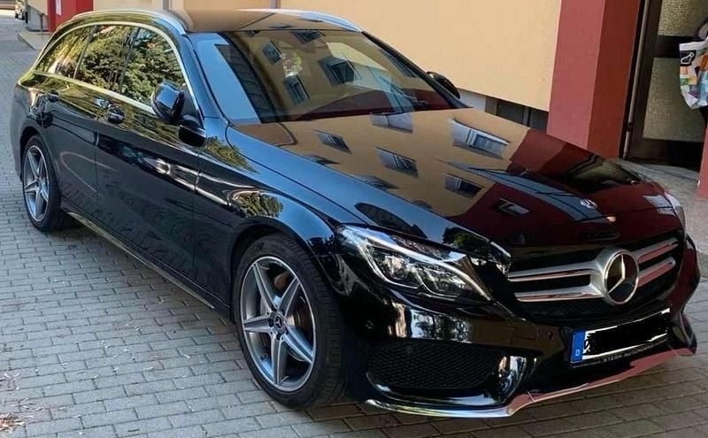 Gebraucht 2017 Mercedes C220 AMG line Kombi | 13.990 € (Guter Preis) - Bild 1/4