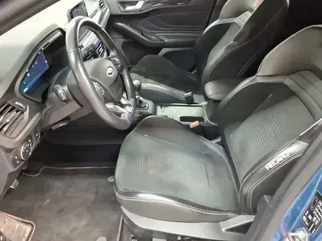Używany Ford Focus ST 190 KM (139 kW) 2022 Niebieski Sedan/Limuzyna