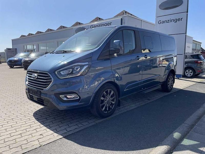 Chromablaumetallic Gebraucht 2023 Ford Tourneo Custom Titanium X Van | 43.990 € (Fairer Preis) - Bild 1/4