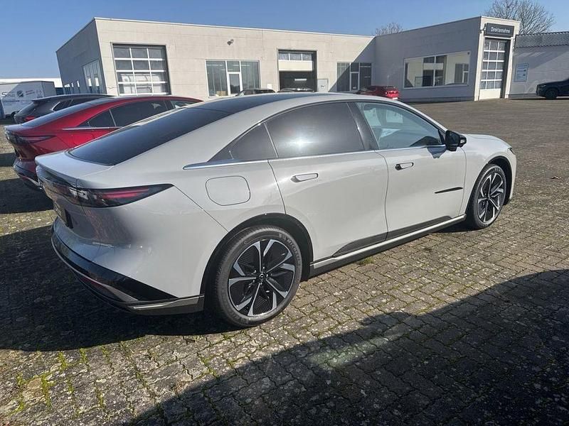 Neu Mazda 6e 60 kW (82 PS) 2026 Aero gray m Limousine