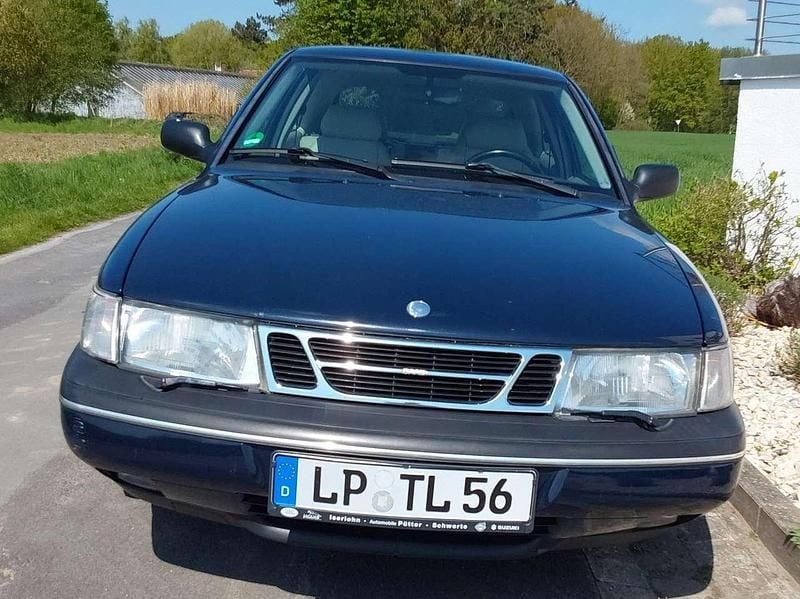 Second-hand Saab 900 150 CP (110 kW) 1996 Berlinǎ