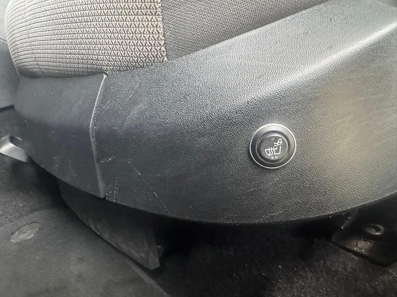 Schwarz Gebraucht 2011 Seat Leon Kleinwagen | 4.700 € (Fairer Preis) - Bild 1/4
