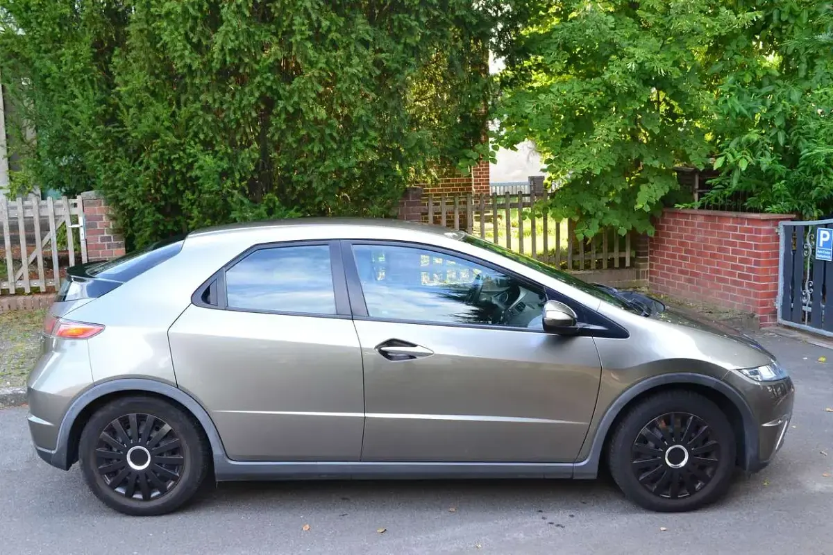 Gebraucht Honda Civic Comfort 83 PS (61 kW) 2008 Galaxy gray m. Limousine