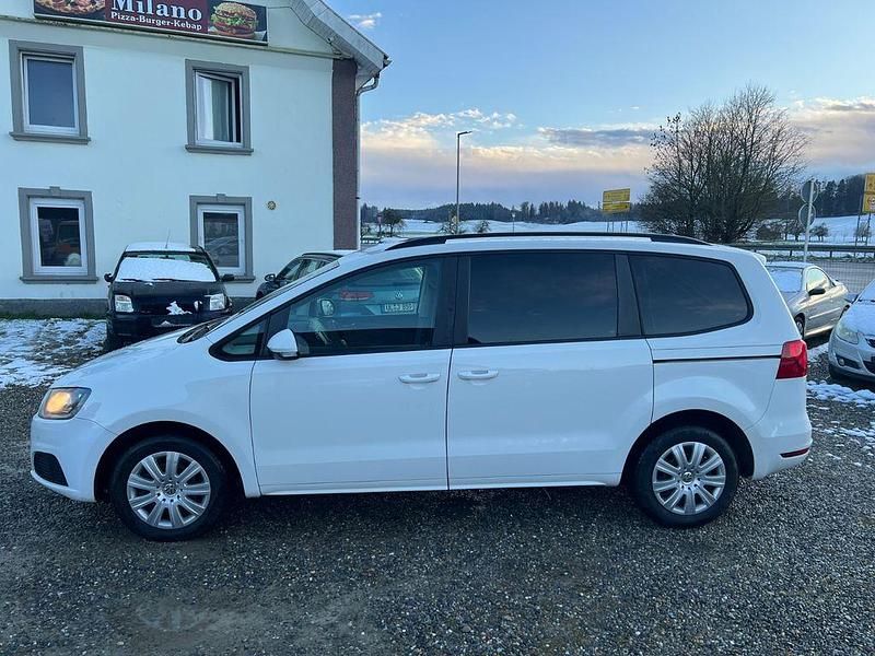 Gebraucht Seat Alhambra Reference 140 PS (102 kW) 2013 Weiß Van / Kleinbus