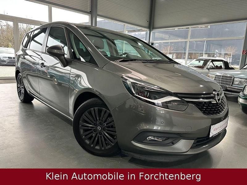 Grau Gebraucht 2019 Opel Zafira Van / Kleinbus | 13.980 € (Guter Preis) - Bild 1/4