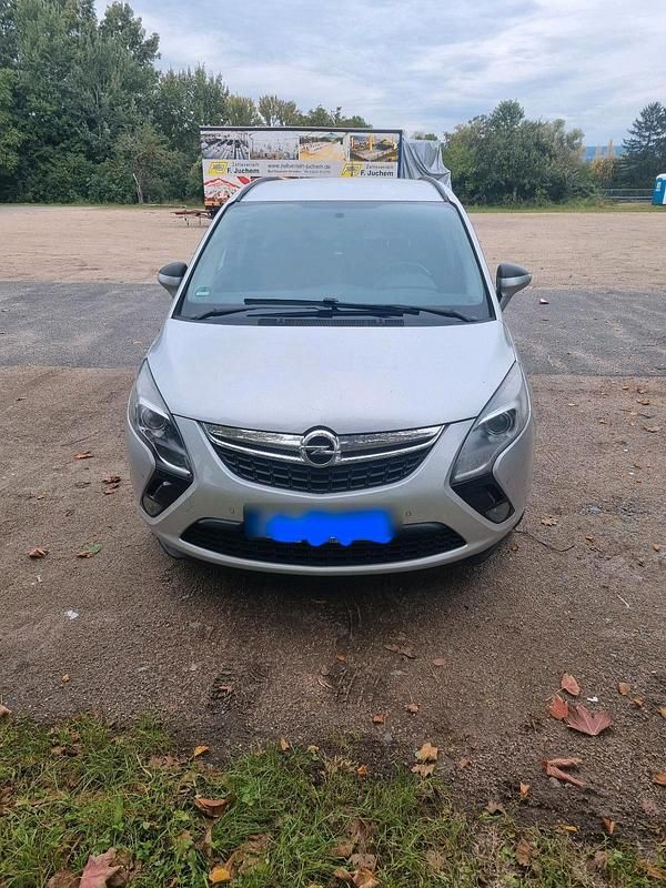 Silber Gebraucht 2012 Opel Zafira Kombi | 5.000 € - Bild 1/4
