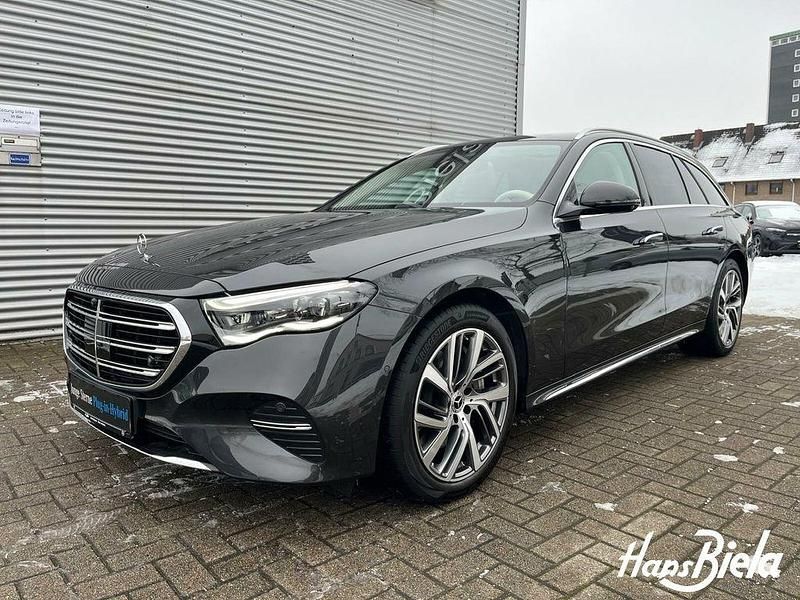 Gebraucht Mercedes E300 Exclusive 313 PS (230 kW) 2024 Lack graphitgrau Kombi
