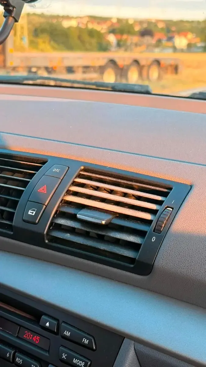 Gebraucht BMW 116 110 PS (80 kW) 2004 Schwarz Kleinwagen