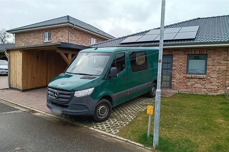 Gebraucht Mercedes Sprinter 143 PS (105 kW) 2018 Grün Van