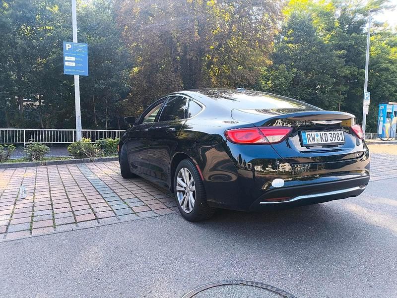 Gebraucht Chrysler 200 2019 Schwarz Limousine