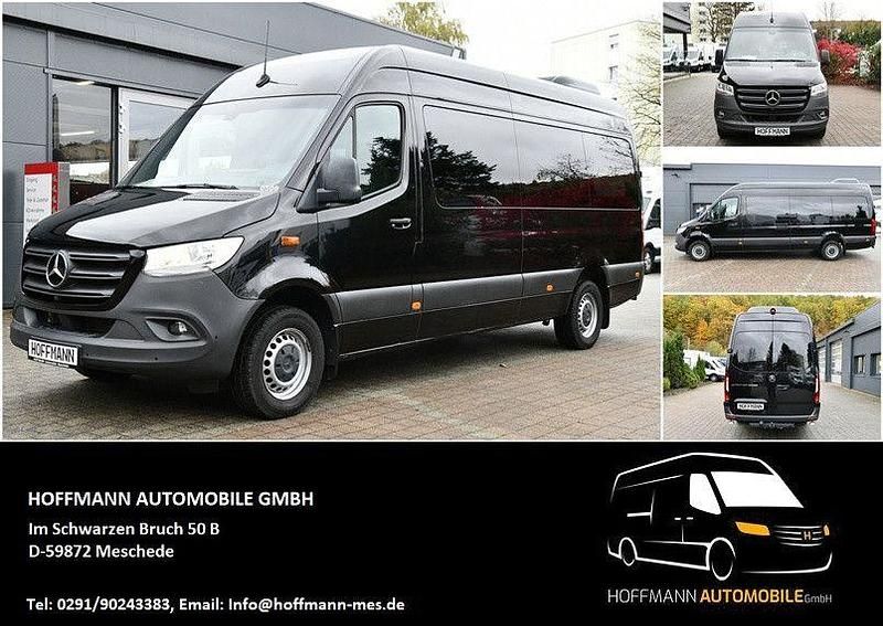 Obsidianschwarz Gebraucht 2023 Mercedes Sprinter Van | 49.995 € - Bild 1/4