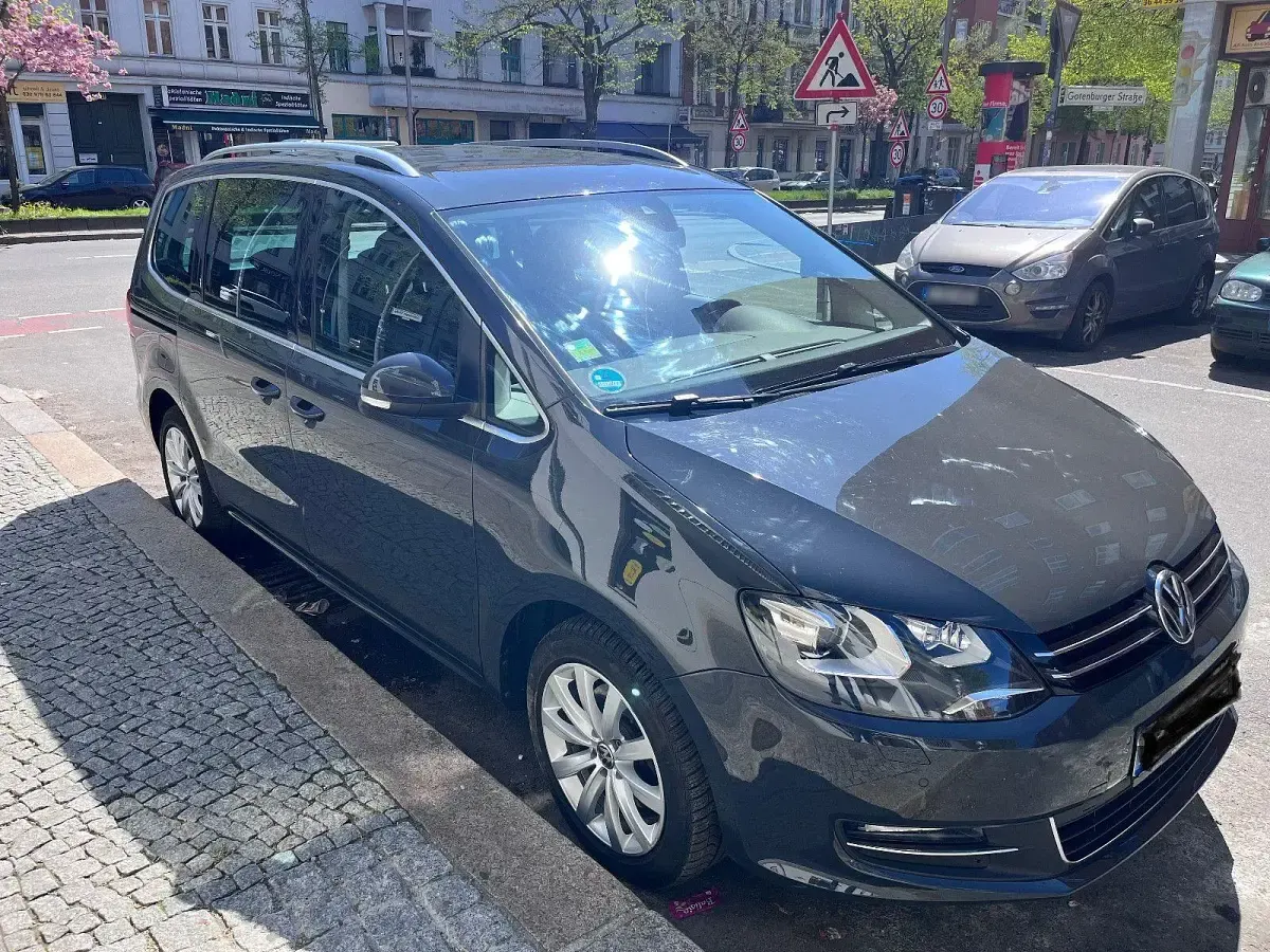 Gebraucht VW Sharan Highline 177 PS (130 kW) 2015 Grau Van / Kleinbus
