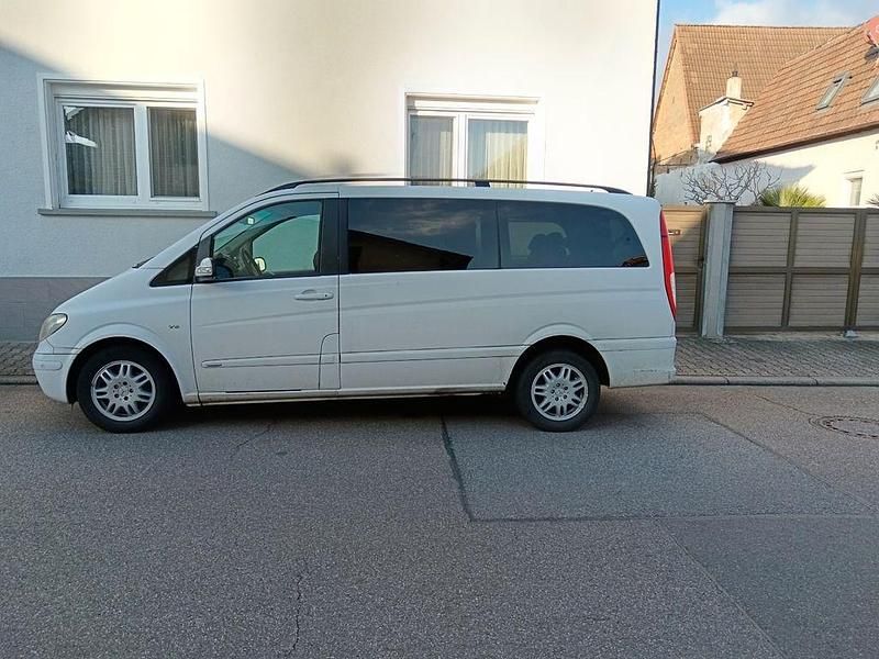 Weiß Gebraucht 2008 Mercedes Viano Van / Kleinbus | 8.100 € (Superpreis) - Bild 1/4