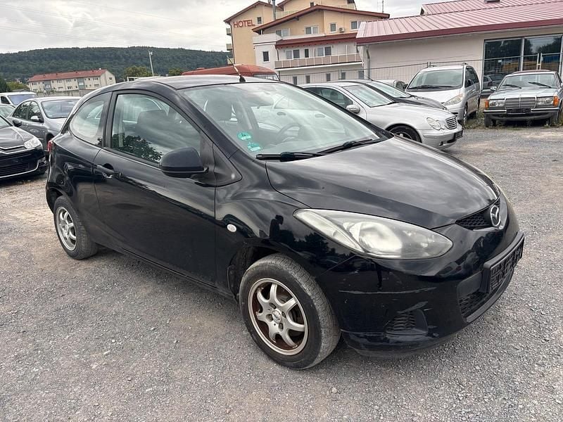Schwarz Gebraucht 2009 Mazda 2 Kleinwagen | 700 € (Superpreis) - Bild 1/4