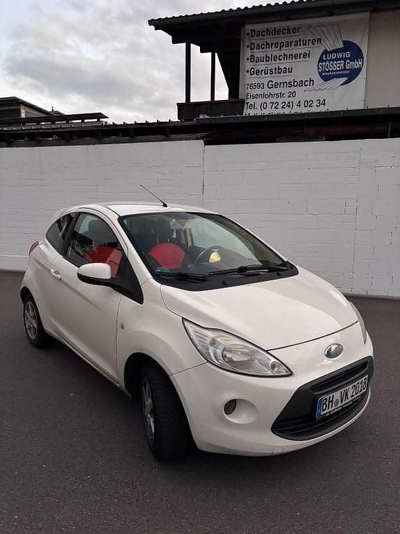 Weiß Gebraucht 2009 Ford Ka Trend Kleinwagen | 1.600 € (Guter Preis) - Bild 1/4