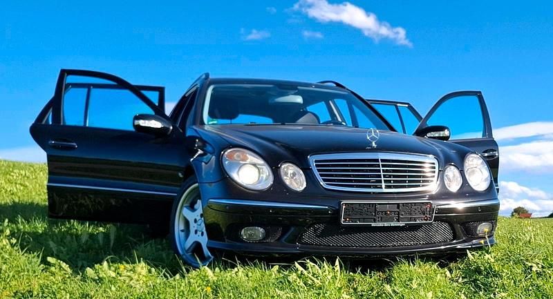Gebraucht 2005 Mercedes E55 AMG Kombi | 25.000 € - Bild 1/4