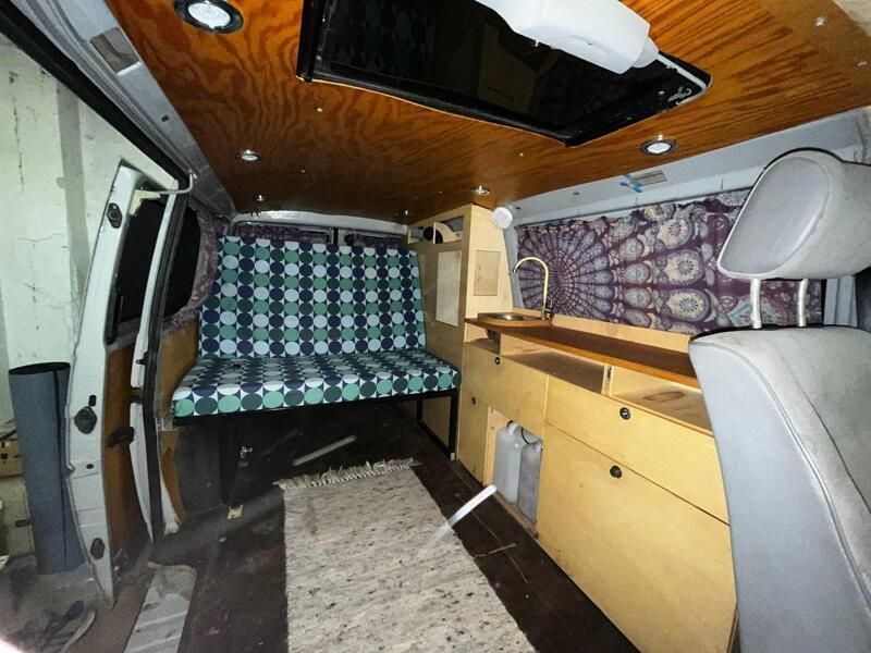 Grau Gebraucht 2000 VW T4 Van | 5.900 € - Bild 1/4