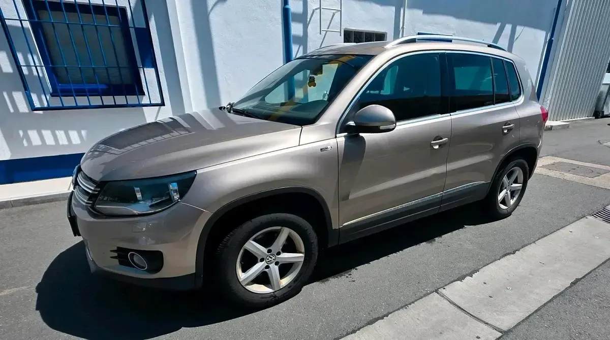Usata VW Tiguan 150 CV (110 kW) 2015 Oro SUV