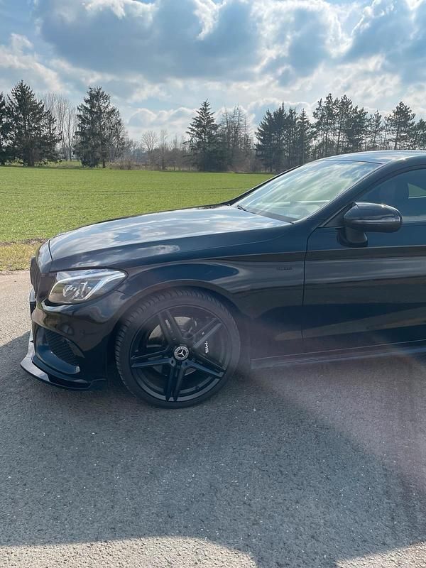 Gebraucht Mercedes C300 245 PS (180 kW) 2017 Schwarz Coupé