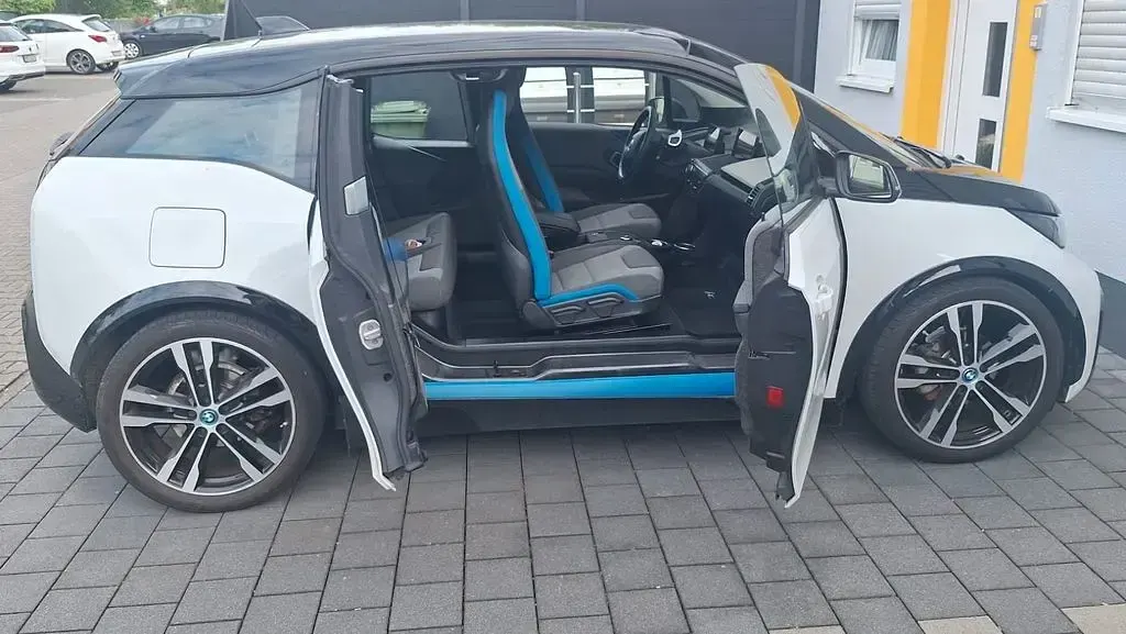 Gebraucht BMW i3 135 kW (184 PS) 2022 Weiß Kleinwagen