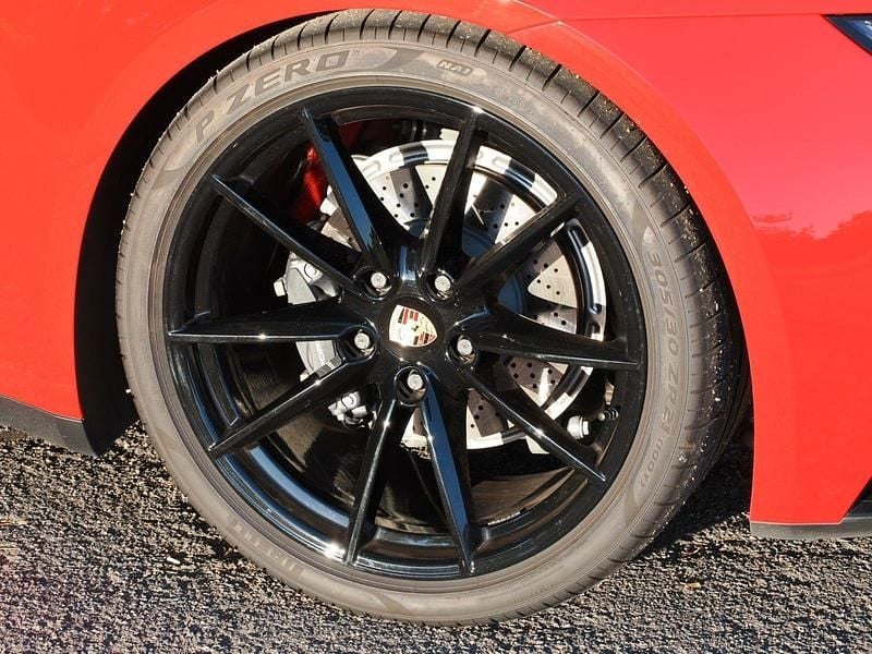 Gebraucht Porsche 911 Carrera 385 PS (283 kW) 2024 Rot Coupé