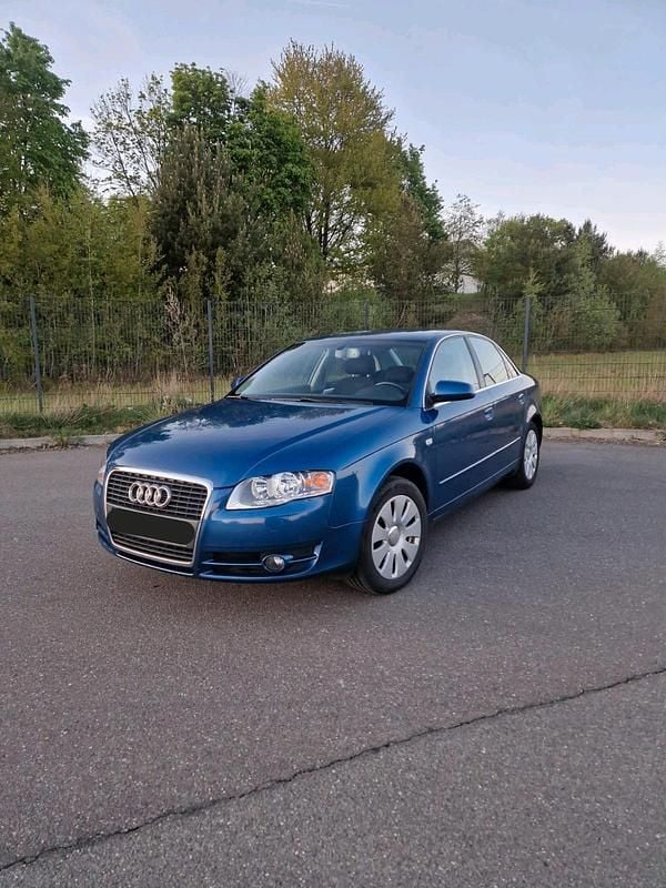 Second-hand Audi A4 163 CP (119 kW) 2005 Albastru Berlinǎ