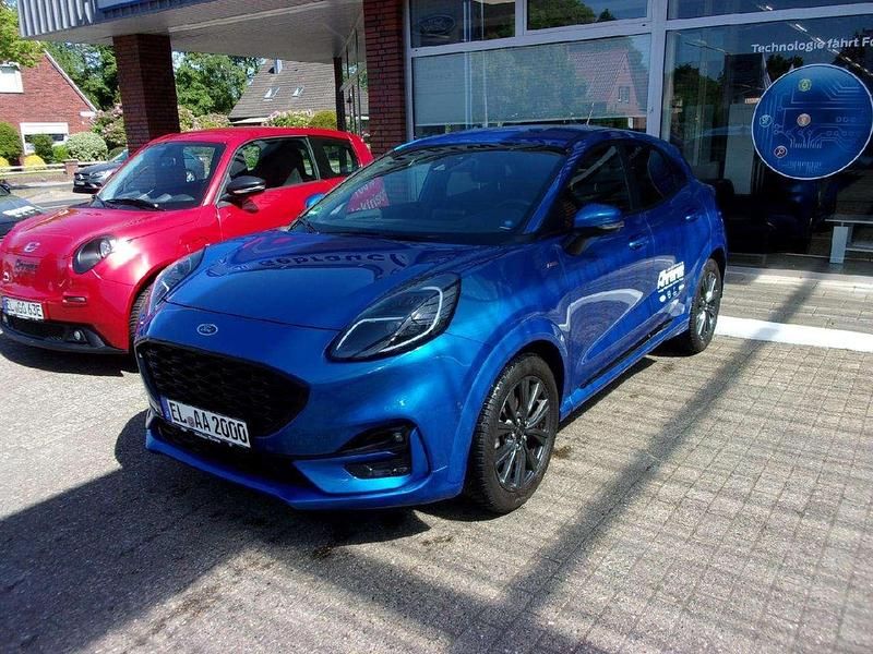Dynamicblau metallic Gebraucht 2021 Ford Puma Gen-E ST-Line SUV | 20.999 € (Etwas zu teuer) - Bild 1/4