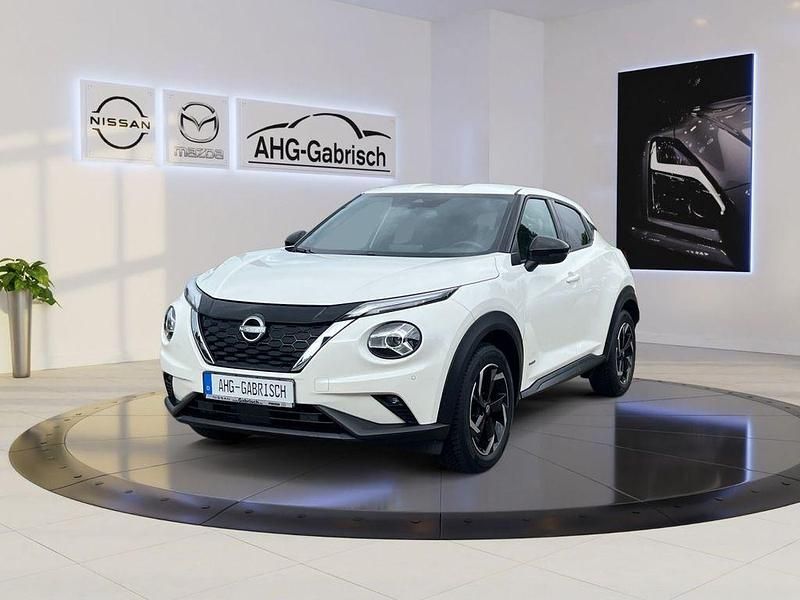 Brilliant white (m) Gebraucht 2024 Nissan Juke N-Connecta SUV | 26.990 € (Etwas zu teuer) - Bild 1/4