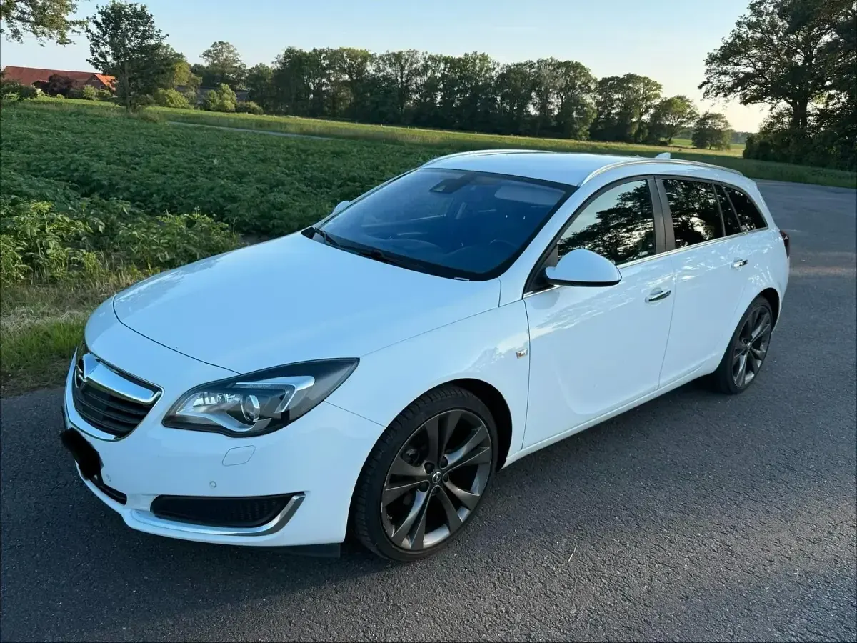 Gebraucht Opel Insignia 136 PS (100 kW) 2016 Weiß Kombi