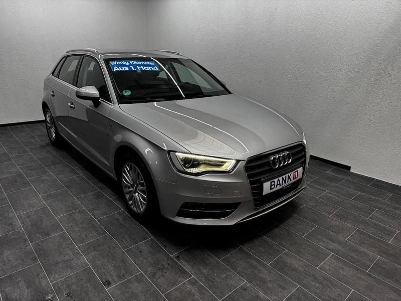 Silber Gebraucht 2014 Audi A3 Comfort Limousine | 15.500 € (Guter Preis) - Bild 1/4