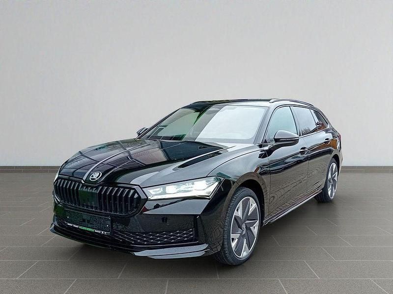 Neu Skoda Superb Suite 193 PS (141 kW) 2025 Schwarz Kombi
