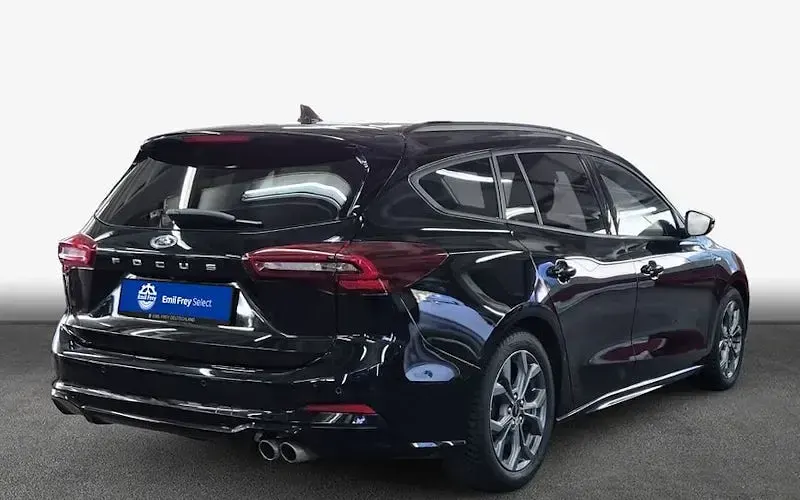 Używany Ford Focus ST-Line X 155 KM (114 kW) 2025 Czarny Kombi