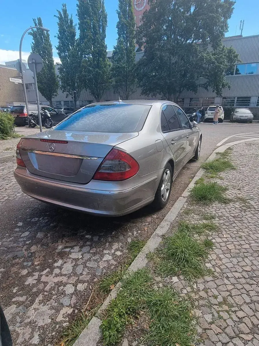 Gebraucht Mercedes E280 Avantgarde 190 PS (139 kW) 2007 Limousine