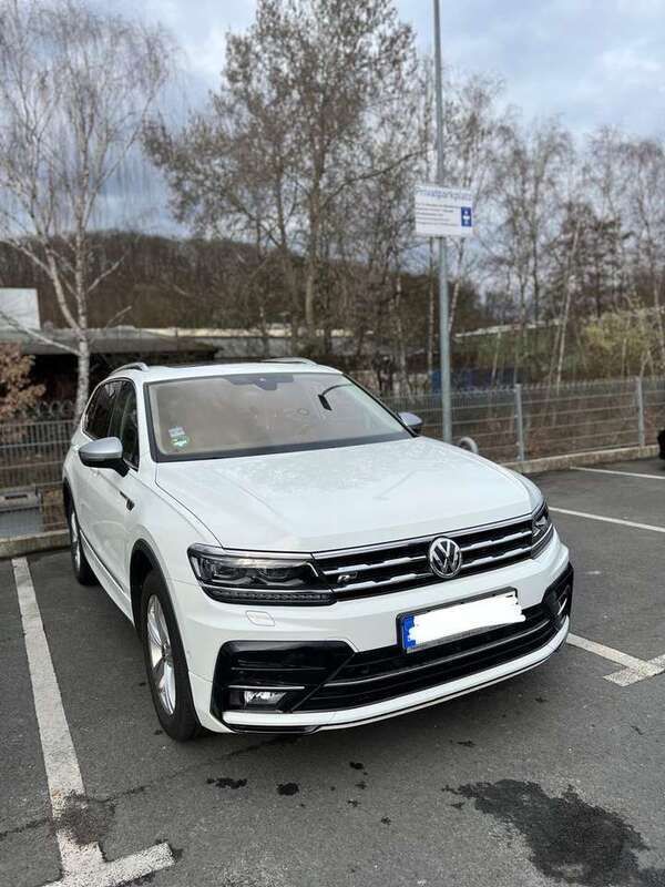 Weiß Gebraucht 2020 VW Tiguan Allspace R-line SUV | 32.000 € (Superpreis) - Bild 1/4
