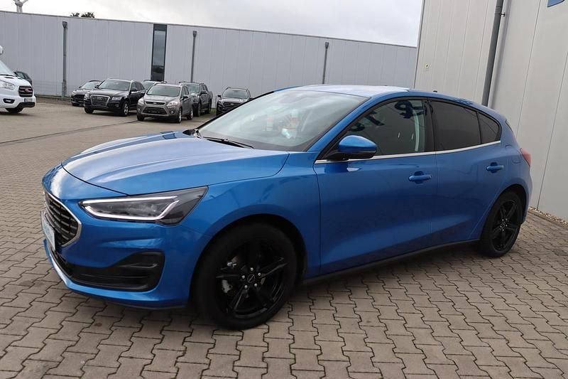 Gebraucht Ford Focus Titanium X 155 PS (114 kW) 2022 Blau metallic
