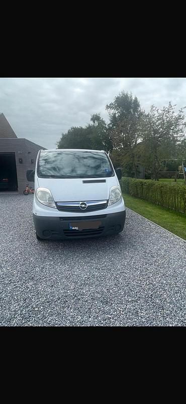 Gebraucht Opel Vivaro 2011 Weiß Van / Kleinbus