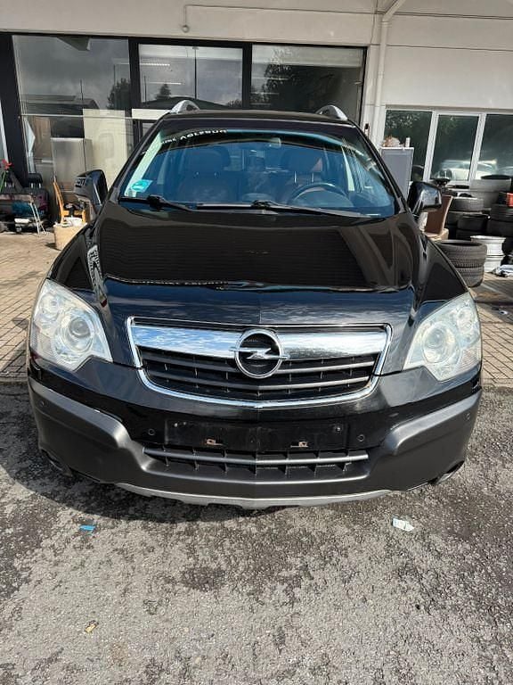 Schwarz Gebraucht 2010 Opel Antara Cosmo SUV | 4.900 € - Bild 1/4