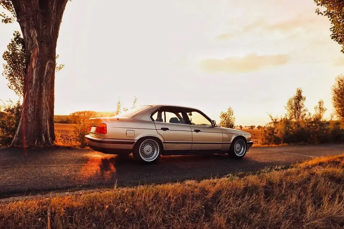 Brugt BMW 525 Performance 170 HK (125 kW) 1989 Beige Sedan