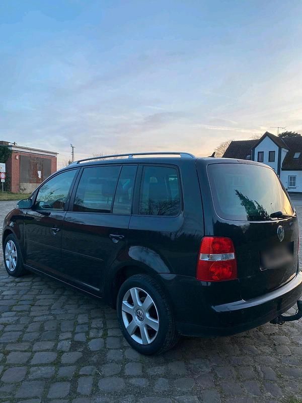 Gebraucht VW Touran Highline 140 PS (102 kW) 2005 Schwarz Van / Kleinbus