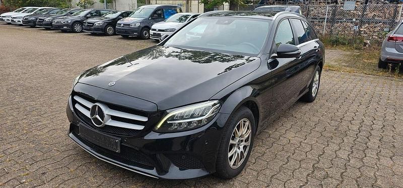 Schwarz Gebraucht 2018 Mercedes C200 Kombi | 11.900 € (Etwas zu teuer) - Bild 1/4