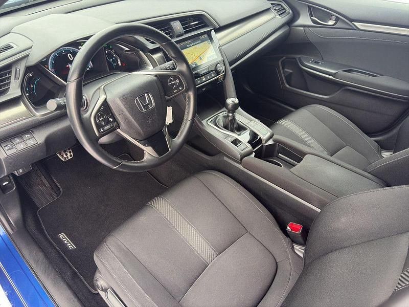 Gebraucht Honda Civic Elegance 126 PS (92 kW) 2019 Blau Limousine