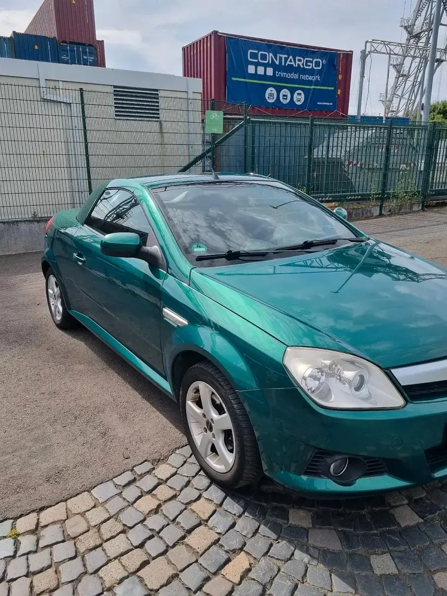 Gebraucht Opel Tigra 125 PS (91 kW) 2005 Grün Cabrio