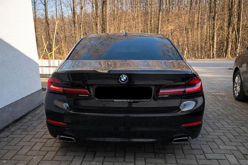 Gebraucht BMW 540 Sport Line 340 PS (250 kW) 2017 Schwarz Limousine