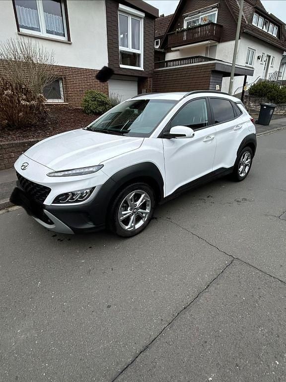 Gebraucht Hyundai Kona Prime 199 PS (146 kW) 2021 Weiß SUV