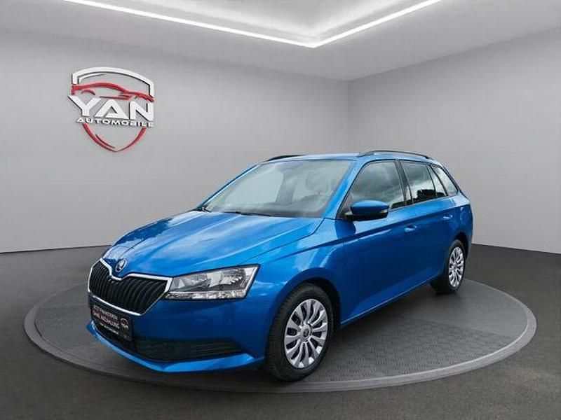 Blau Gebraucht 2021 Skoda Fabia Ambition Kombi | 14.290 € (Fairer Preis) - Bild 1/4