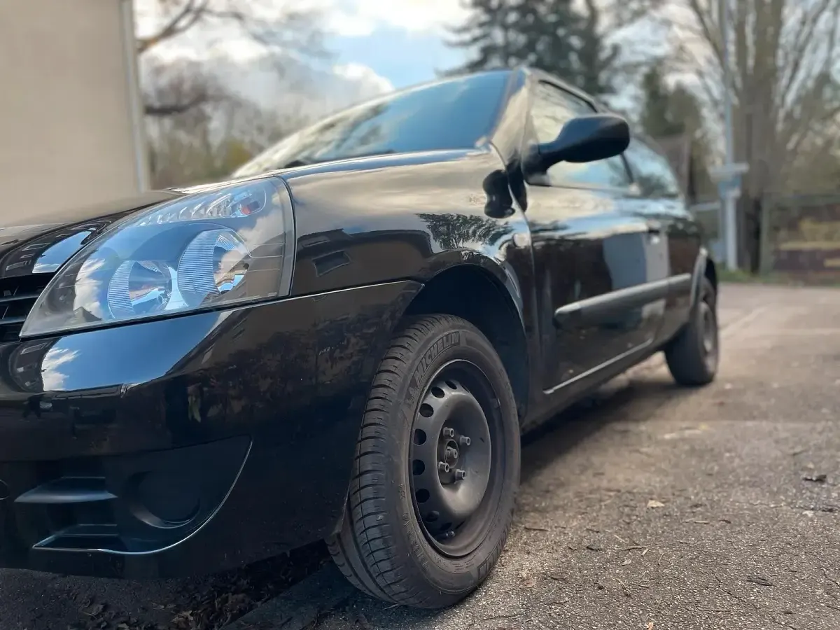 Gebraucht Renault Clio Campus 75 PS (55 kW) 2008 Schwarz Kleinwagen