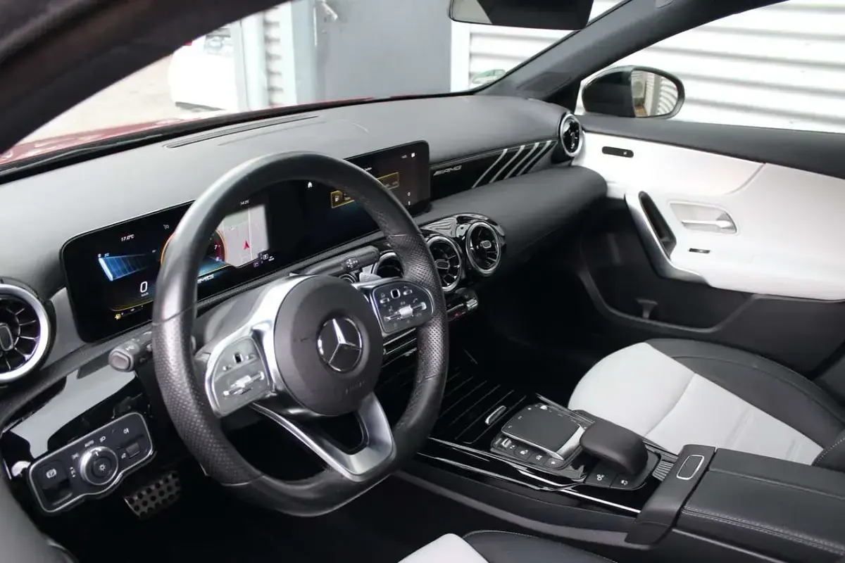 Gebraucht Mercedes A35 AMG AMG 306 PS (225 kW) 2022 Designomet/lackierung Limousine