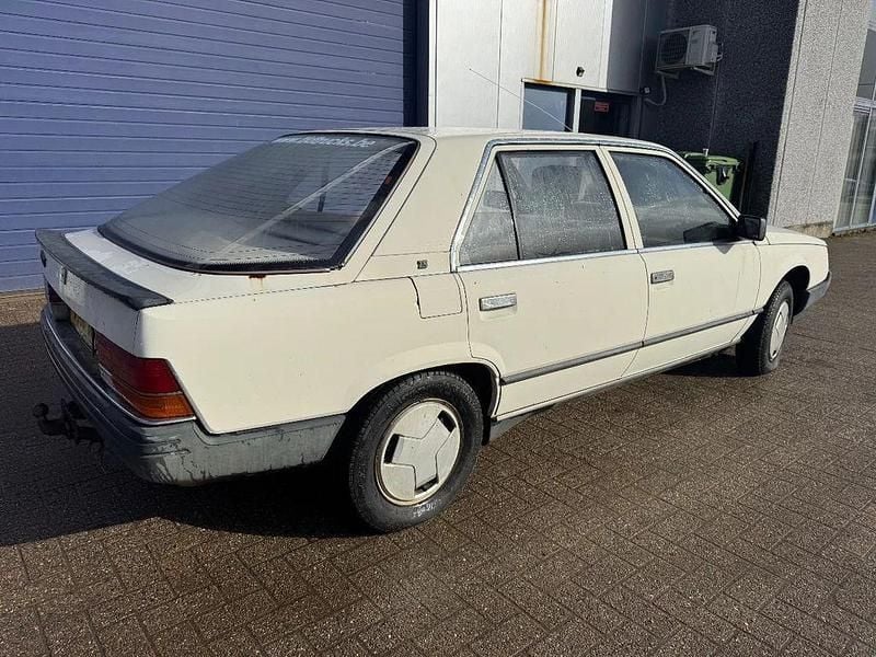 Gebraucht Renault R25 1985 Weiß Kleinwagen