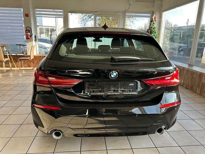 Gebraucht BMW 118 Advantage 150 PS (110 kW) 2022 Schwarz Kleinwagen